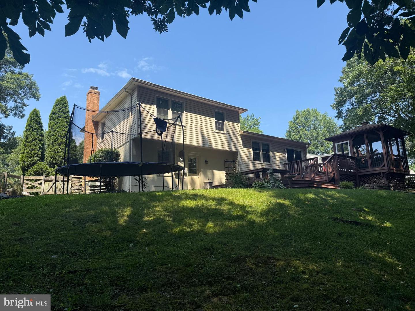 12517 HEDGES RUN DR, WOODBRIDGE, Virginia 22192, 3 Bedrooms Bedrooms, ,2 BathroomsBathrooms,Residential,For sale,12517 HEDGES RUN DR,VAPW2098502 MLS # VAPW2098502