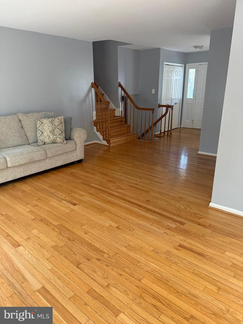 12517 HEDGES RUN DR, WOODBRIDGE, Virginia 22192, 3 Bedrooms Bedrooms, ,2 BathroomsBathrooms,Residential,For sale,12517 HEDGES RUN DR,VAPW2098502 MLS # VAPW2098502