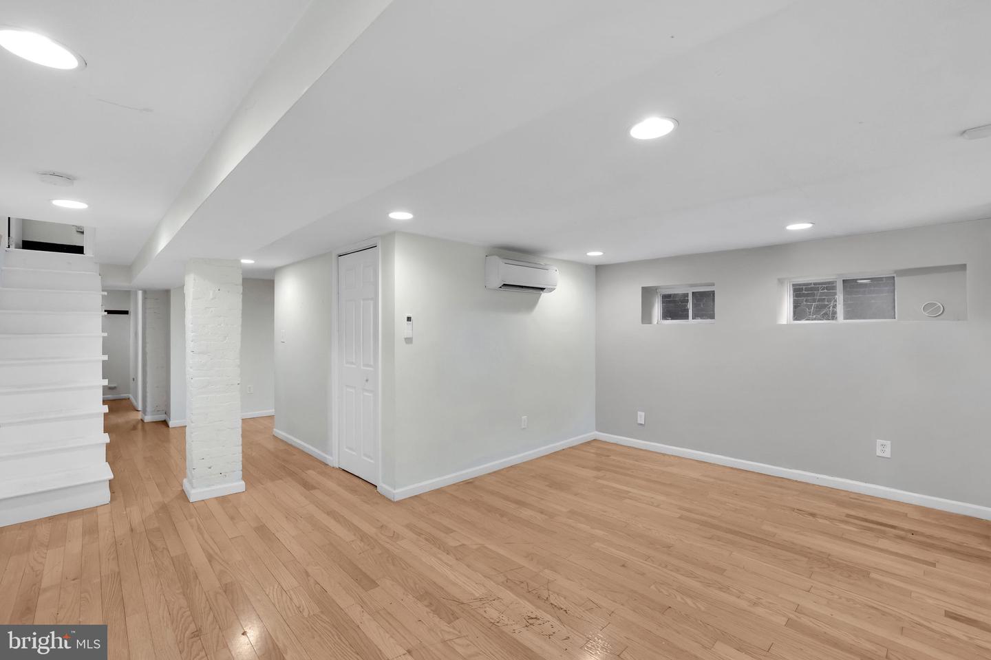 1223 EUCLID ST NW, WASHINGTON, District Of Columbia 20009, 7 Bedrooms Bedrooms, ,4 BathroomsBathrooms,Residential,For sale,1223 EUCLID ST NW,DCDC2208968 MLS # DCDC2208968