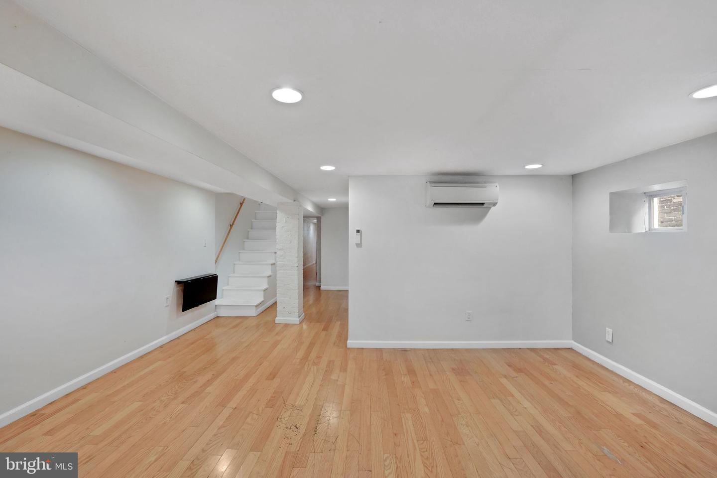 1223 EUCLID ST NW, WASHINGTON, District Of Columbia 20009, 7 Bedrooms Bedrooms, ,4 BathroomsBathrooms,Residential,For sale,1223 EUCLID ST NW,DCDC2208968 MLS # DCDC2208968