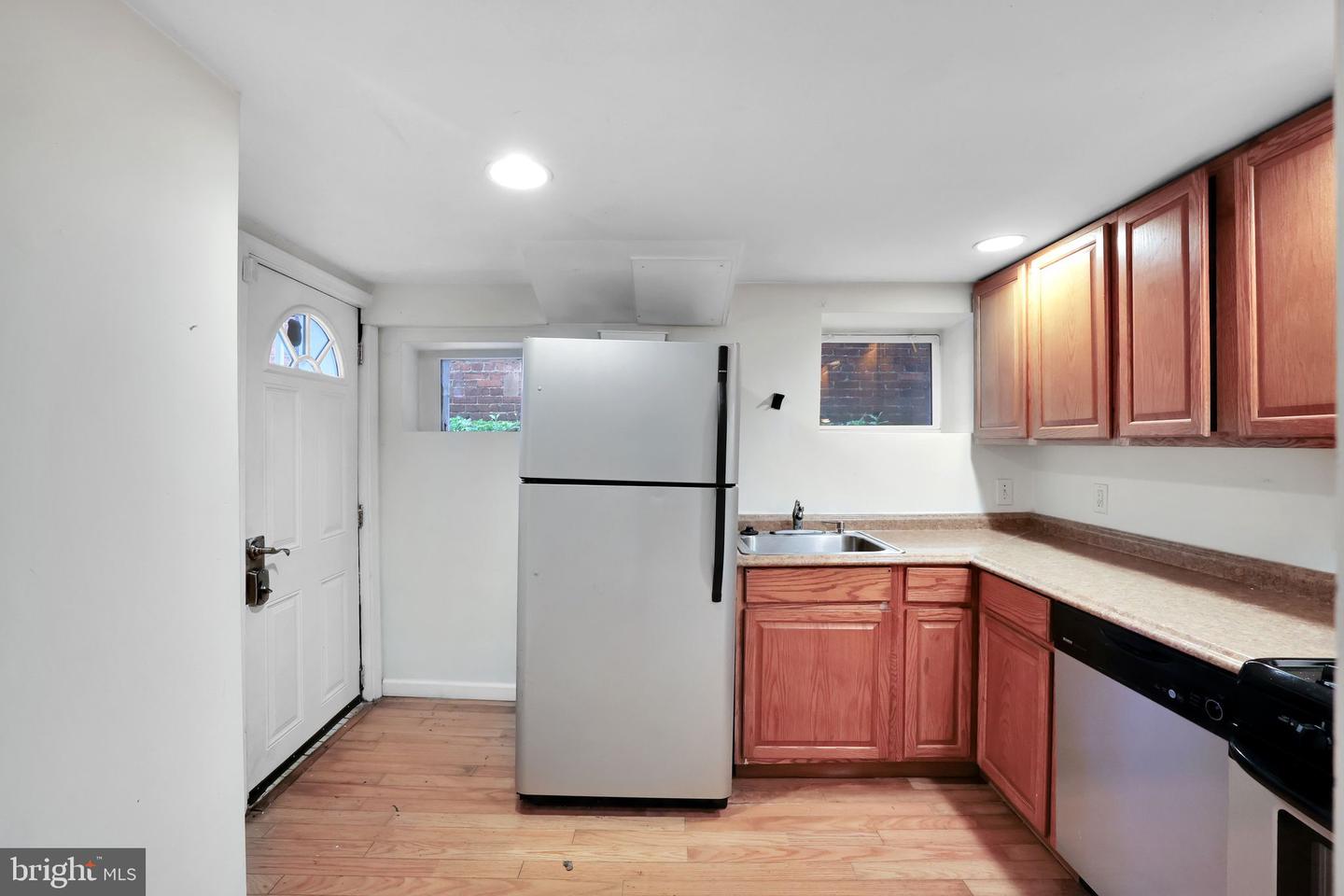 1223 EUCLID ST NW, WASHINGTON, District Of Columbia 20009, 7 Bedrooms Bedrooms, ,4 BathroomsBathrooms,Residential,For sale,1223 EUCLID ST NW,DCDC2208968 MLS # DCDC2208968