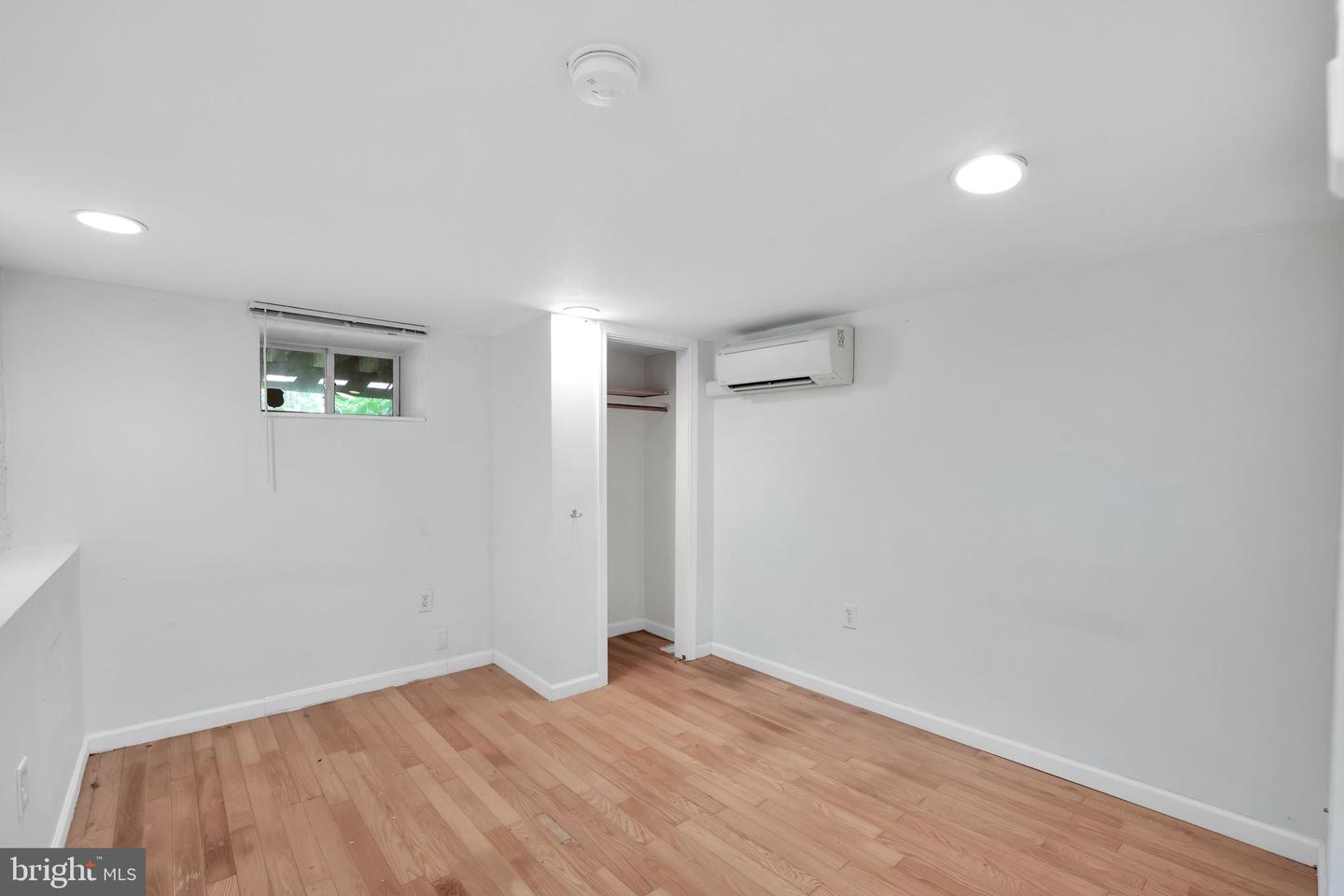 1223 EUCLID ST NW, WASHINGTON, District Of Columbia 20009, 7 Bedrooms Bedrooms, ,4 BathroomsBathrooms,Residential,For sale,1223 EUCLID ST NW,DCDC2208968 MLS # DCDC2208968