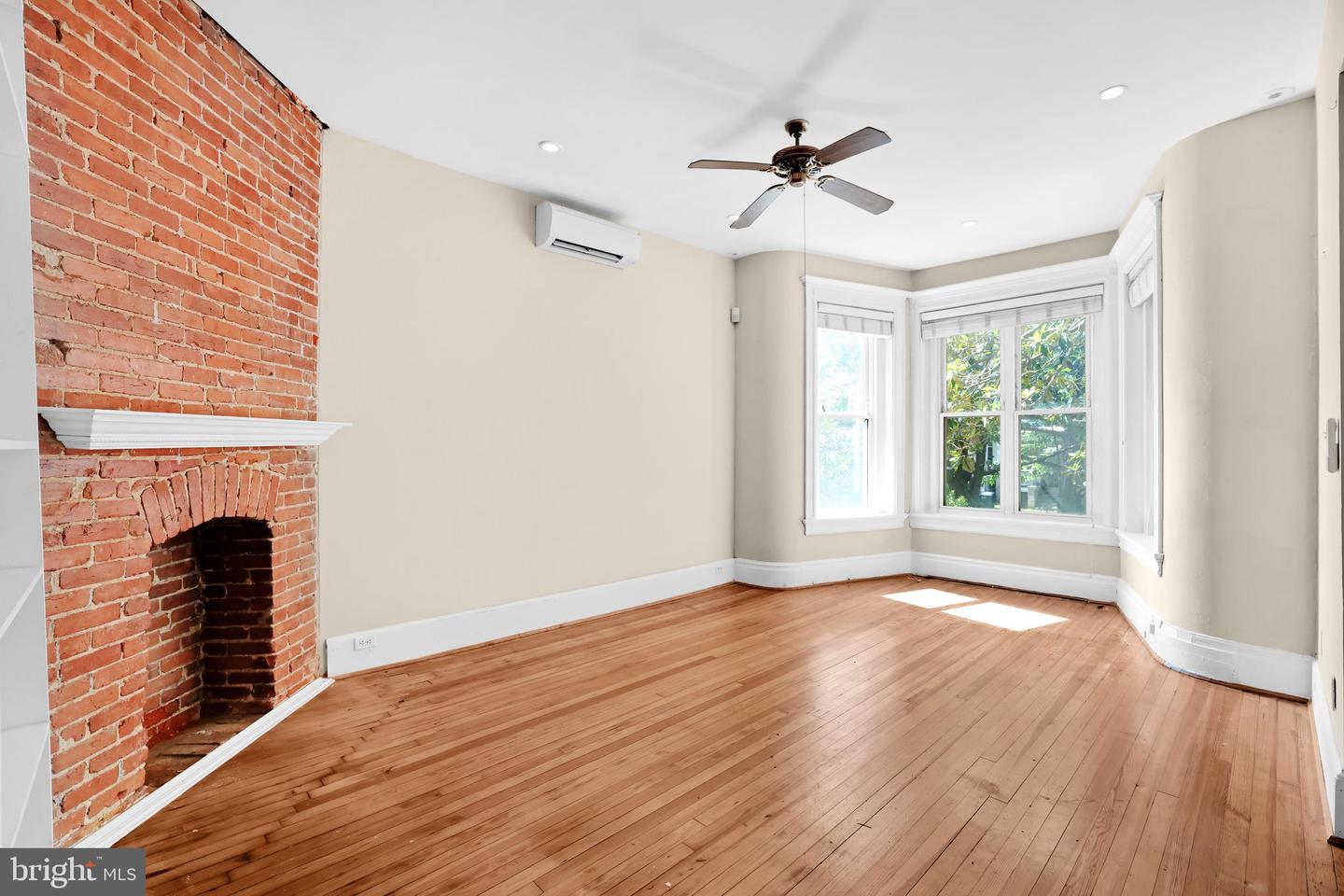 1223 EUCLID ST NW, WASHINGTON, District Of Columbia 20009, 7 Bedrooms Bedrooms, ,4 BathroomsBathrooms,Residential,For sale,1223 EUCLID ST NW,DCDC2208968 MLS # DCDC2208968