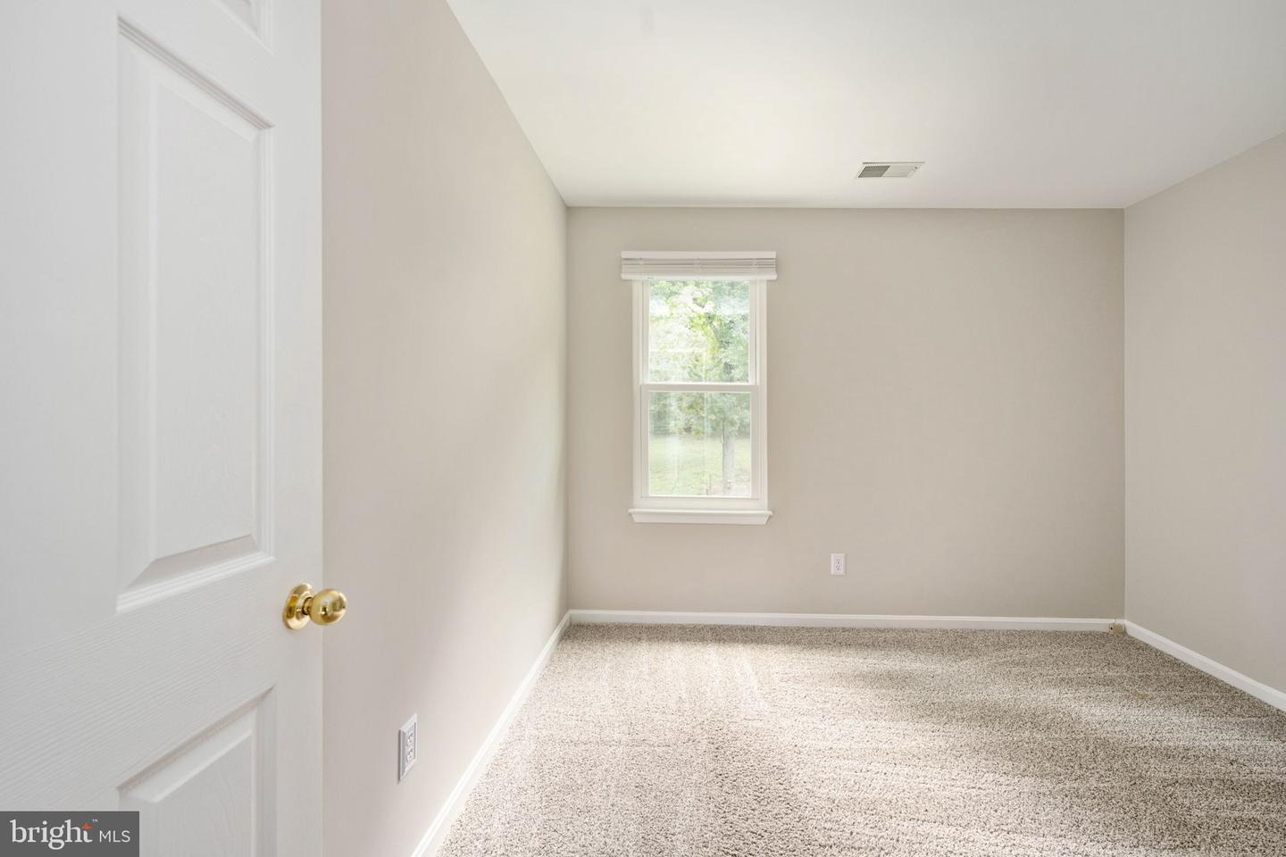 24 CANNON KNOLLS DR, FREDERICKSBURG, Virginia 22406, 4 Bedrooms Bedrooms, ,2 BathroomsBathrooms,Residential,For sale,24 CANNON KNOLLS DR,VAST2040492 MLS # VAST2040492