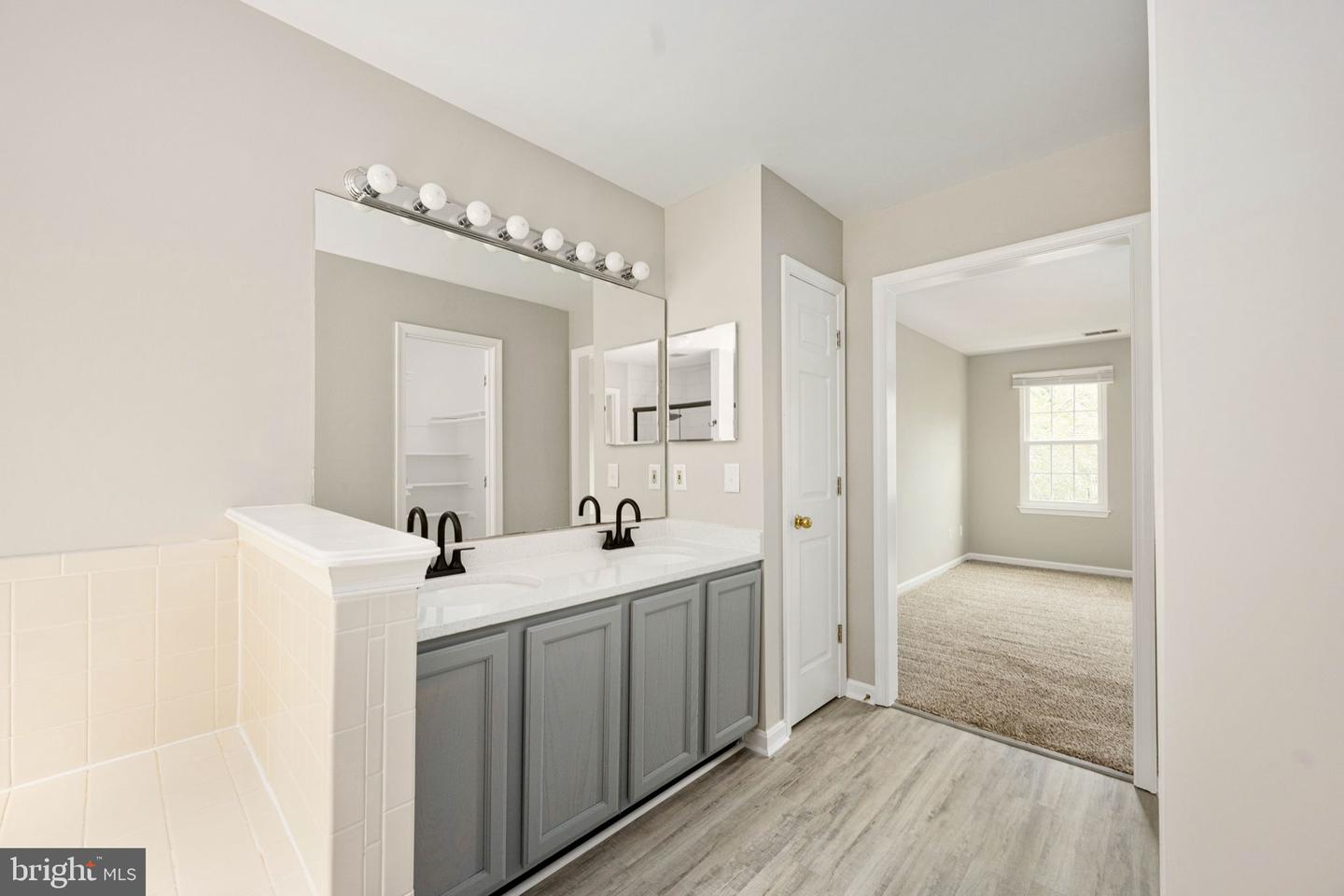 24 CANNON KNOLLS DR, FREDERICKSBURG, Virginia 22406, 4 Bedrooms Bedrooms, ,2 BathroomsBathrooms,Residential,For sale,24 CANNON KNOLLS DR,VAST2040492 MLS # VAST2040492