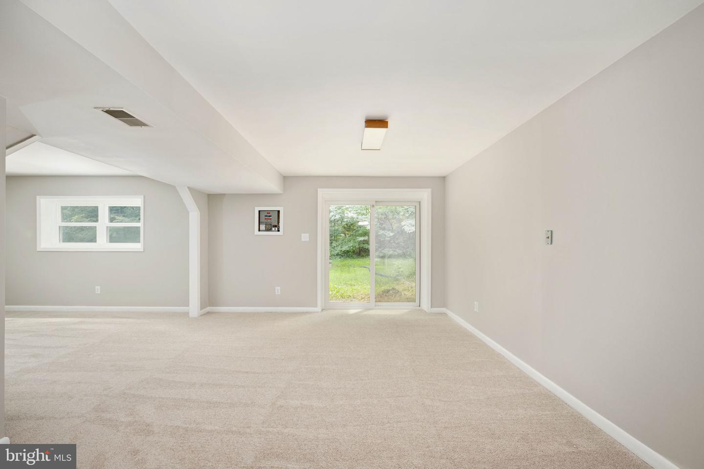 24 CANNON KNOLLS DR, FREDERICKSBURG, Virginia 22406, 4 Bedrooms Bedrooms, ,2 BathroomsBathrooms,Residential,For sale,24 CANNON KNOLLS DR,VAST2040492 MLS # VAST2040492