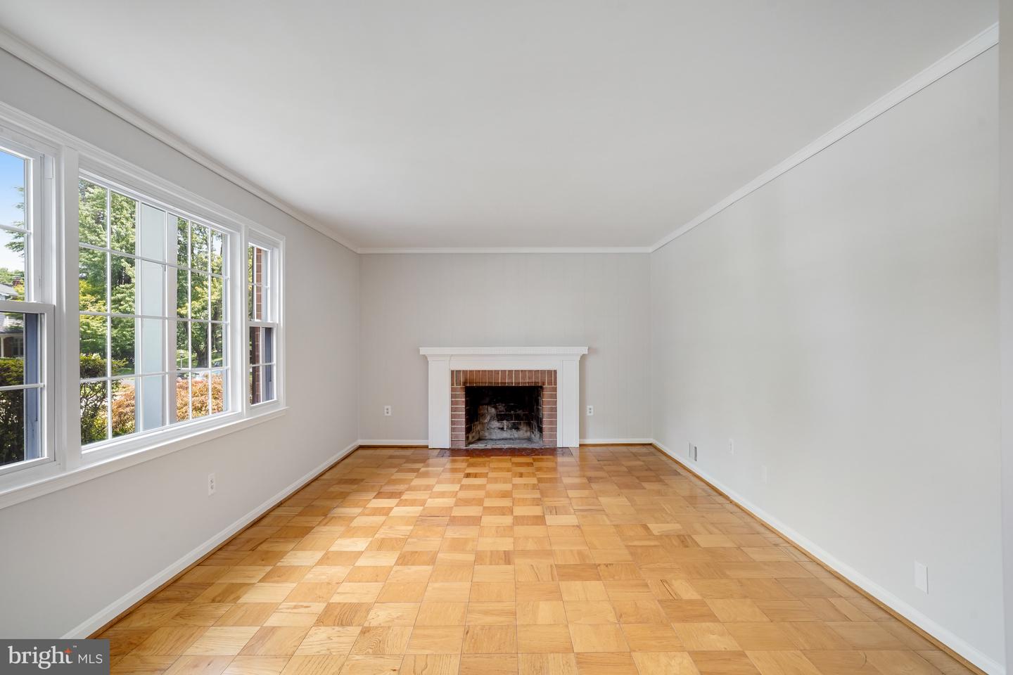 9115 STEVEN IRVING CT, SPRINGFIELD, Virginia 22153, 4 Bedrooms Bedrooms, ,2 BathroomsBathrooms,Residential,For sale,9115 STEVEN IRVING CT,VAFX2253484 MLS # VAFX2253484