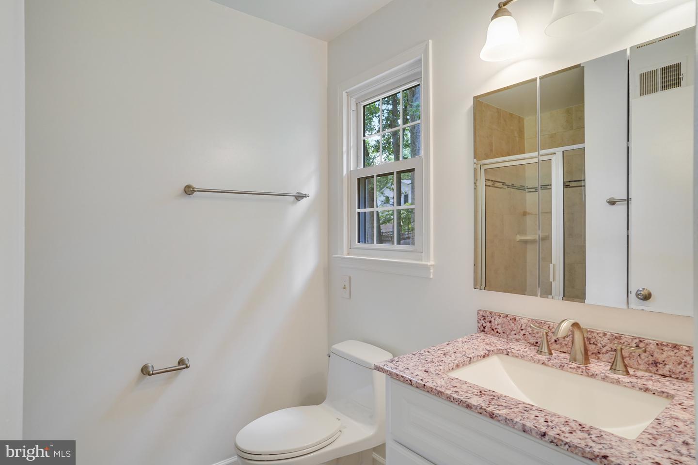 9115 STEVEN IRVING CT, SPRINGFIELD, Virginia 22153, 4 Bedrooms Bedrooms, ,2 BathroomsBathrooms,Residential,For sale,9115 STEVEN IRVING CT,VAFX2253484 MLS # VAFX2253484
