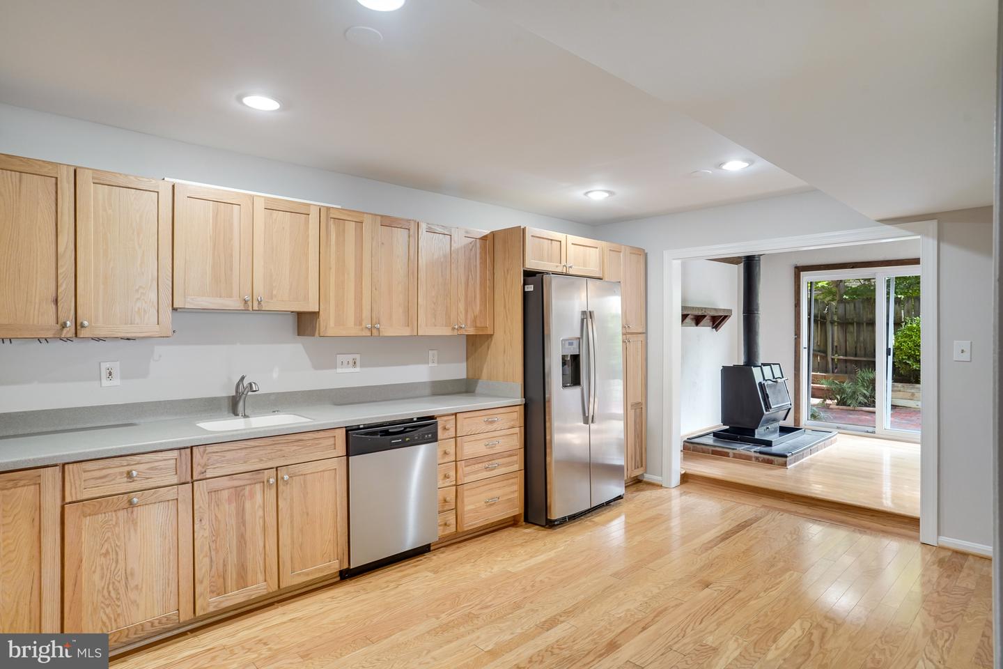 9115 STEVEN IRVING CT, SPRINGFIELD, Virginia 22153, 4 Bedrooms Bedrooms, ,2 BathroomsBathrooms,Residential,For sale,9115 STEVEN IRVING CT,VAFX2253484 MLS # VAFX2253484