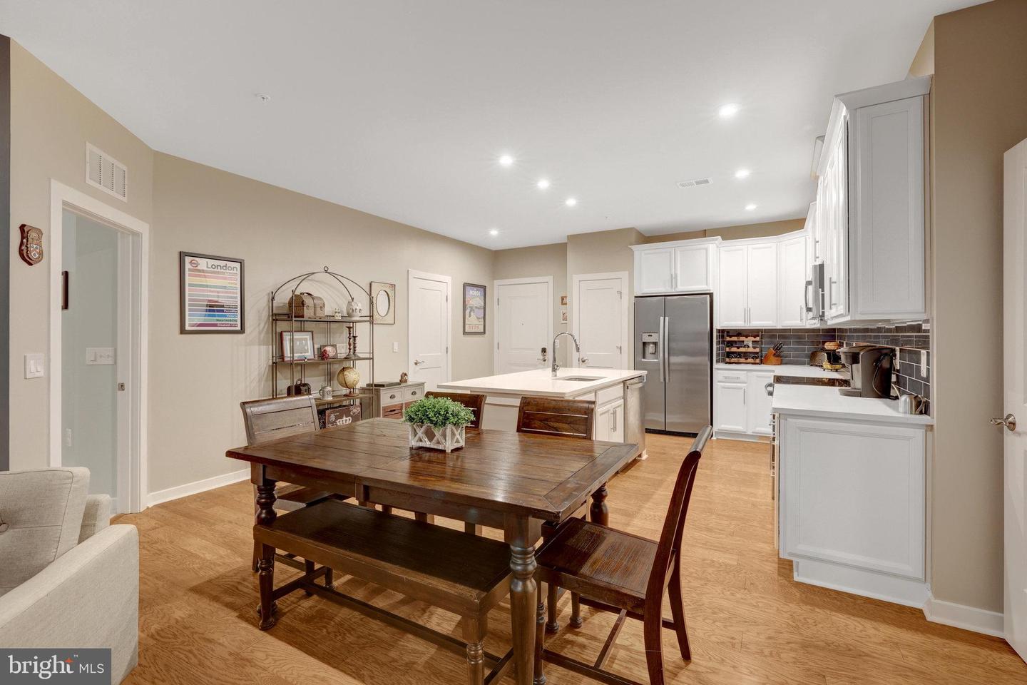 1675 BANDIT LOOP #103B, RESTON, Virginia 20190, 2 Bedrooms Bedrooms, ,2 BathroomsBathrooms,Residential,For sale,1675 BANDIT LOOP #103B,VAFX2253530 MLS # VAFX2253530