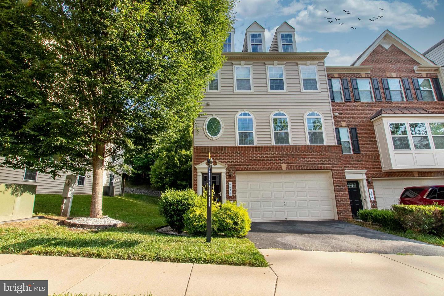 4308 WISLEY TURN, WOODBRIDGE, Virginia 22192, 3 Bedrooms Bedrooms, ,2 BathroomsBathrooms,Residential,For sale,4308 WISLEY TURN,VAPW2098614 MLS # VAPW2098614