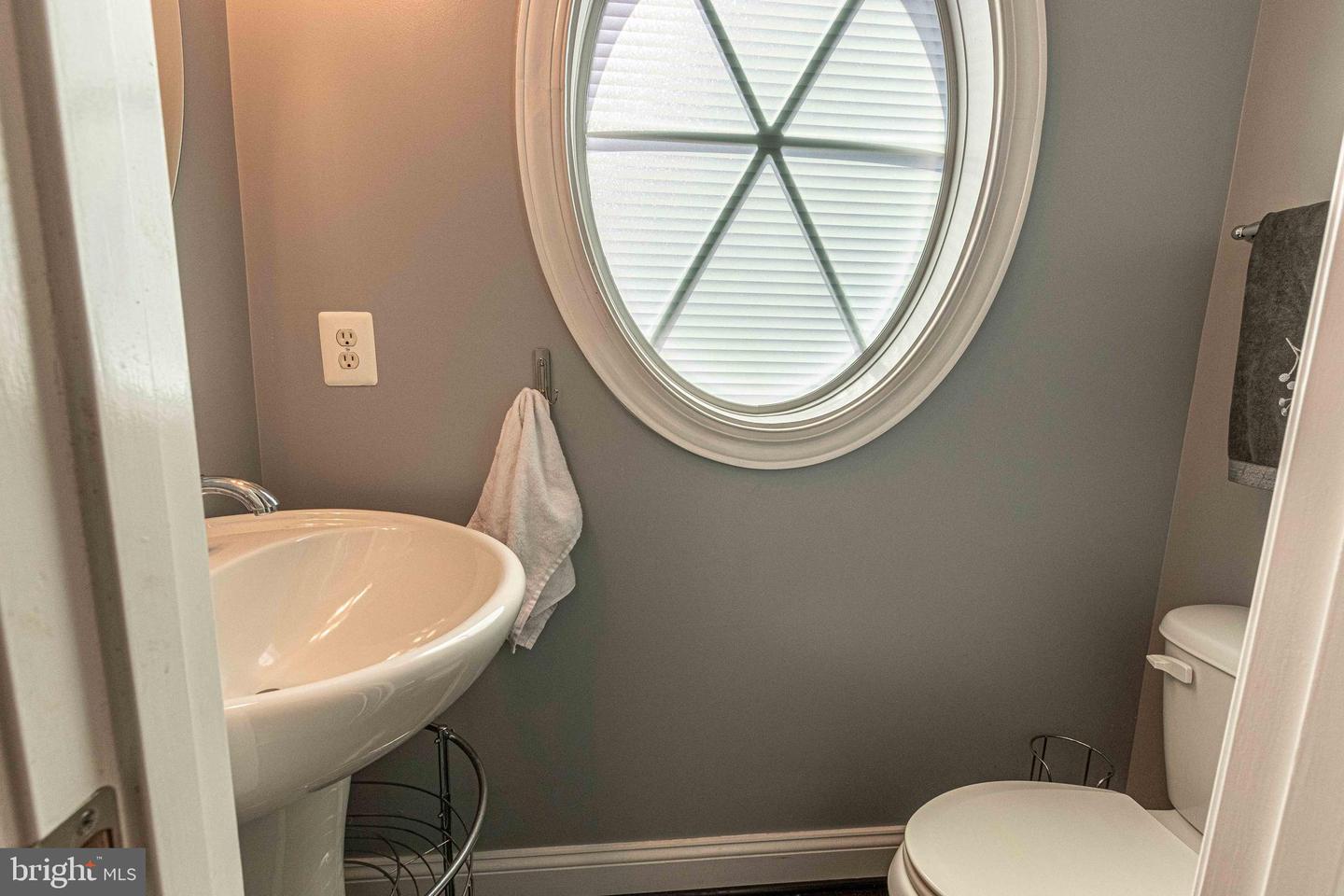 4308 WISLEY TURN, WOODBRIDGE, Virginia 22192, 3 Bedrooms Bedrooms, ,2 BathroomsBathrooms,Residential,For sale,4308 WISLEY TURN,VAPW2098614 MLS # VAPW2098614