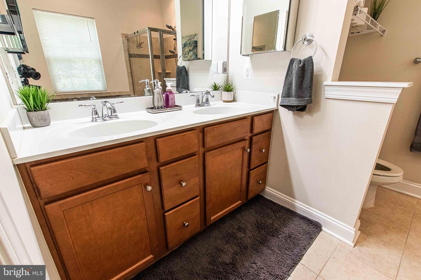 4308 WISLEY TURN, WOODBRIDGE, Virginia 22192, 3 Bedrooms Bedrooms, ,2 BathroomsBathrooms,Residential,For sale,4308 WISLEY TURN,VAPW2098614 MLS # VAPW2098614