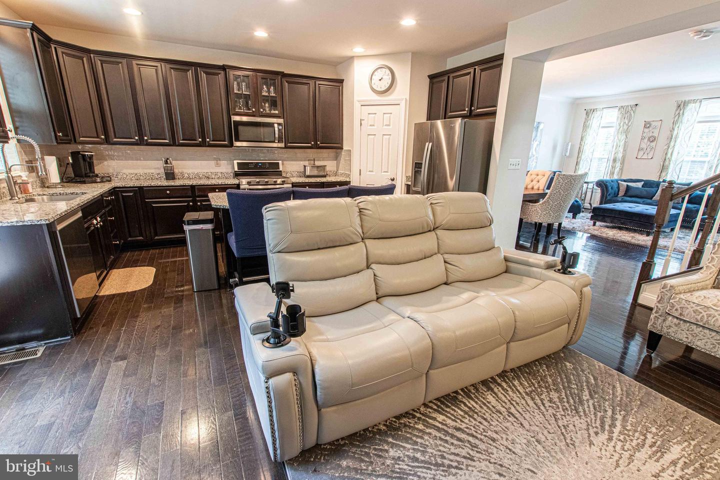 4308 WISLEY TURN, WOODBRIDGE, Virginia 22192, 3 Bedrooms Bedrooms, ,2 BathroomsBathrooms,Residential,For sale,4308 WISLEY TURN,VAPW2098614 MLS # VAPW2098614