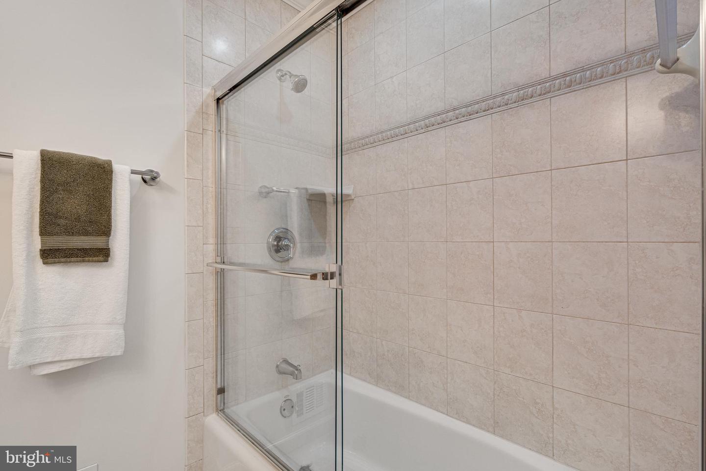 5220 GAINSBOROUGH DR, FAIRFAX, Virginia 22032, 4 Bedrooms Bedrooms, ,2 BathroomsBathrooms,Residential,For sale,5220 GAINSBOROUGH DR,VAFX2253604 MLS # VAFX2253604
