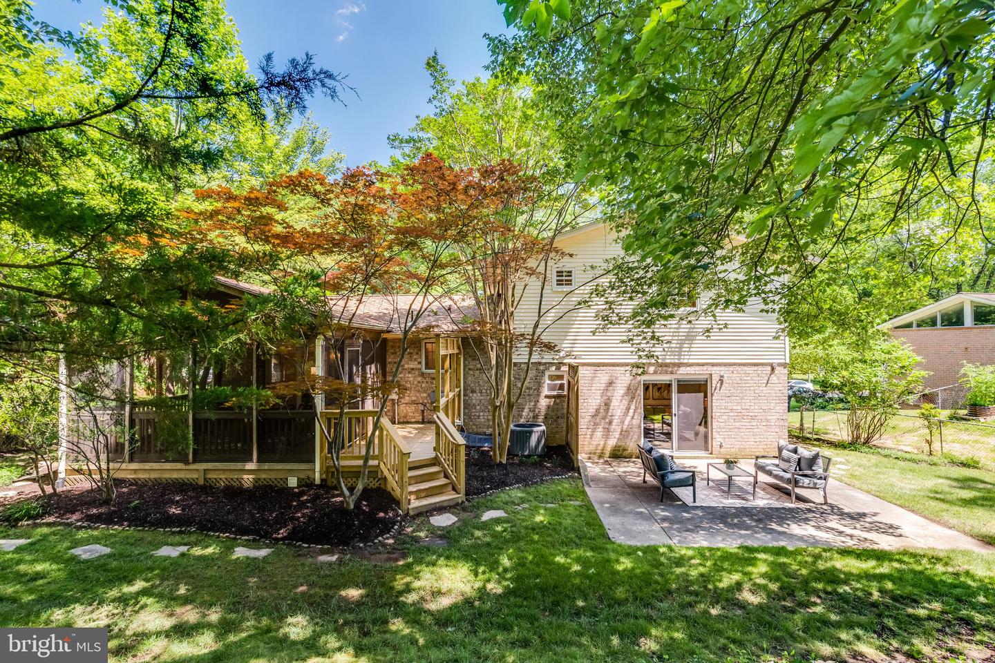 5220 GAINSBOROUGH DR, FAIRFAX, Virginia 22032, 4 Bedrooms Bedrooms, ,2 BathroomsBathrooms,Residential,For sale,5220 GAINSBOROUGH DR,VAFX2253604 MLS # VAFX2253604