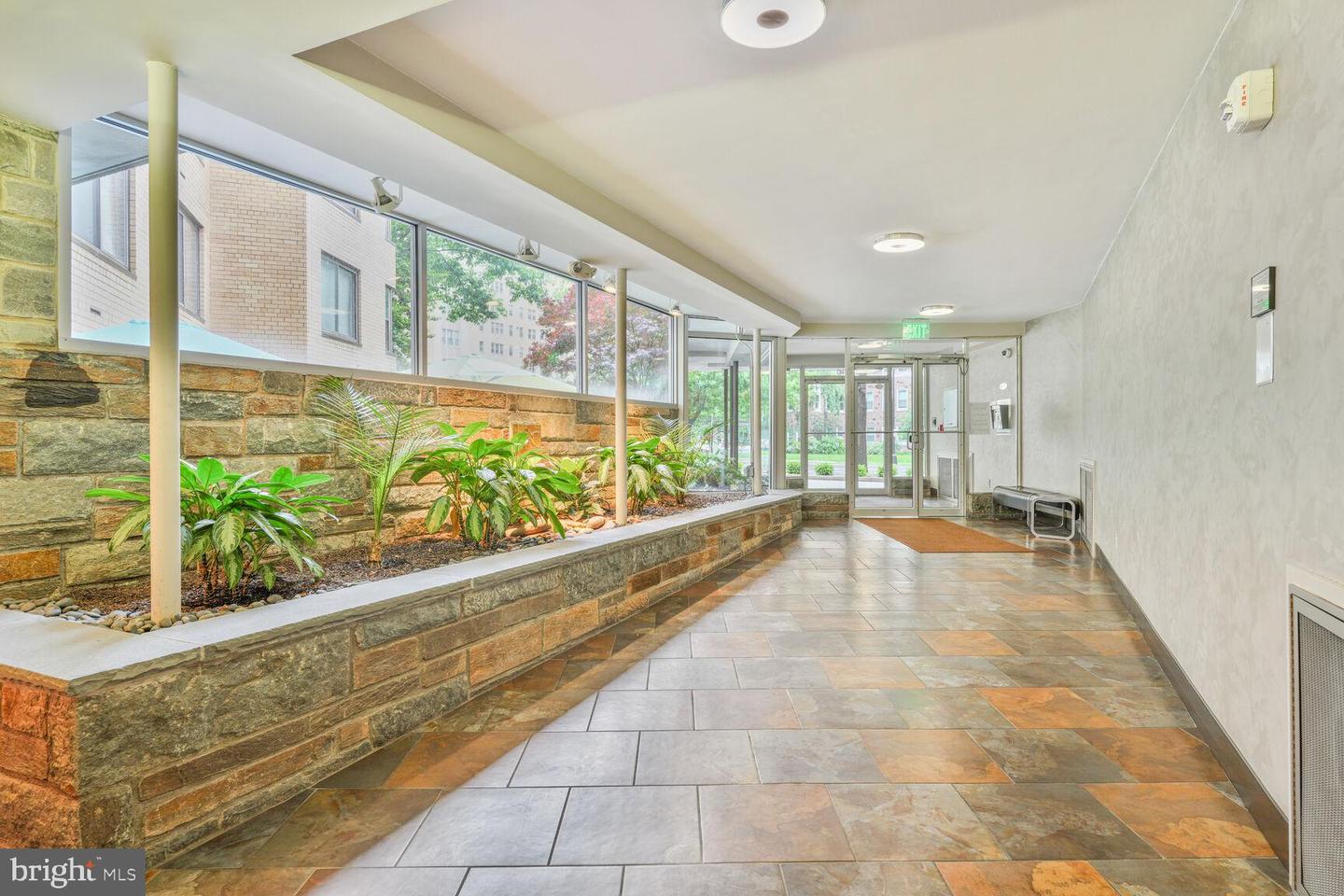 4740 CONNECTICUT AVE NW #417, WASHINGTON, District Of Columbia 20008, 1 Bedroom Bedrooms, ,1 BathroomBathrooms,Residential,For sale,4740 CONNECTICUT AVE NW #417,DCDC2209276 MLS # DCDC2209276
