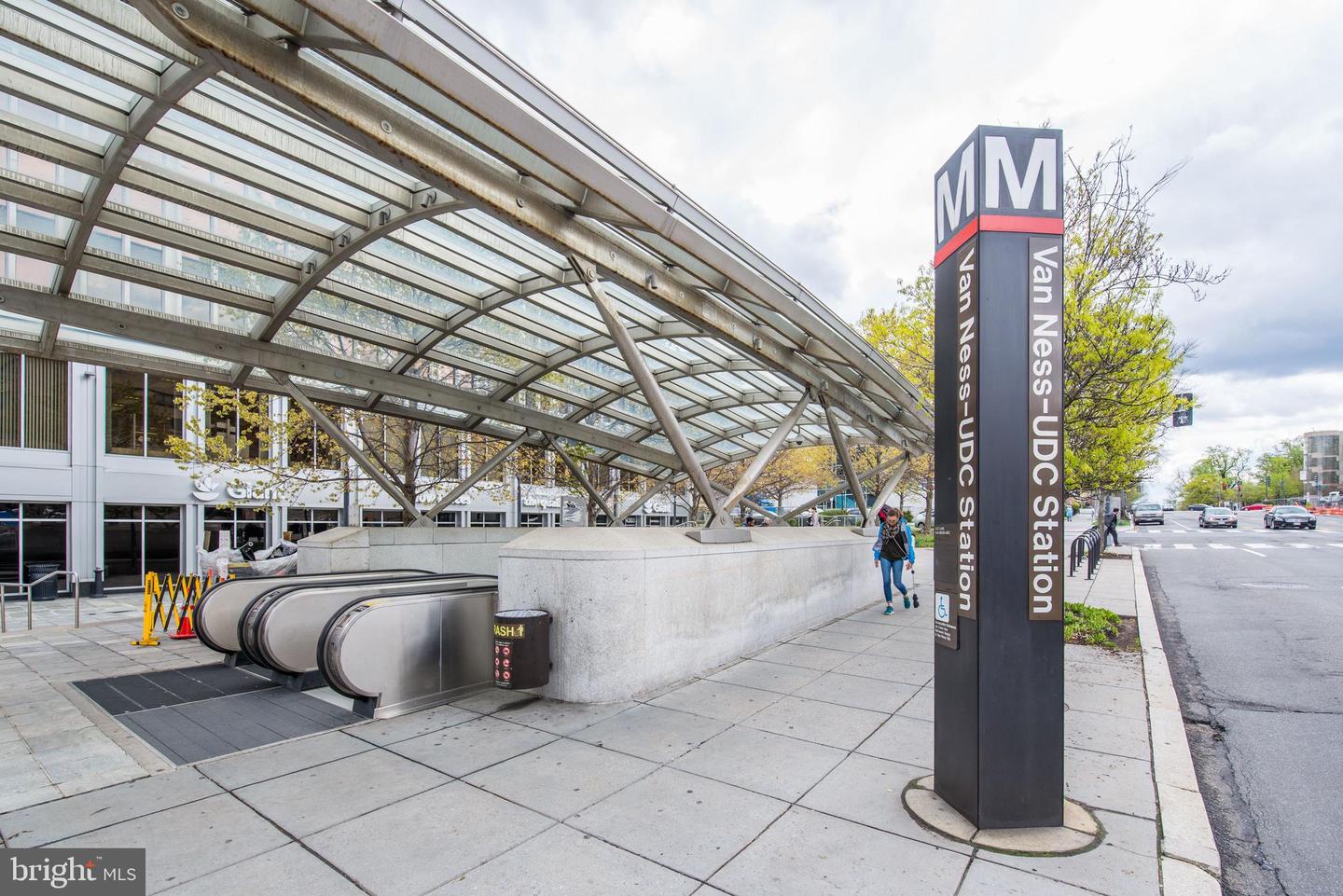 4740 CONNECTICUT AVE NW #417, WASHINGTON, District Of Columbia 20008, 1 Bedroom Bedrooms, ,1 BathroomBathrooms,Residential,For sale,4740 CONNECTICUT AVE NW #417,DCDC2209276 MLS # DCDC2209276