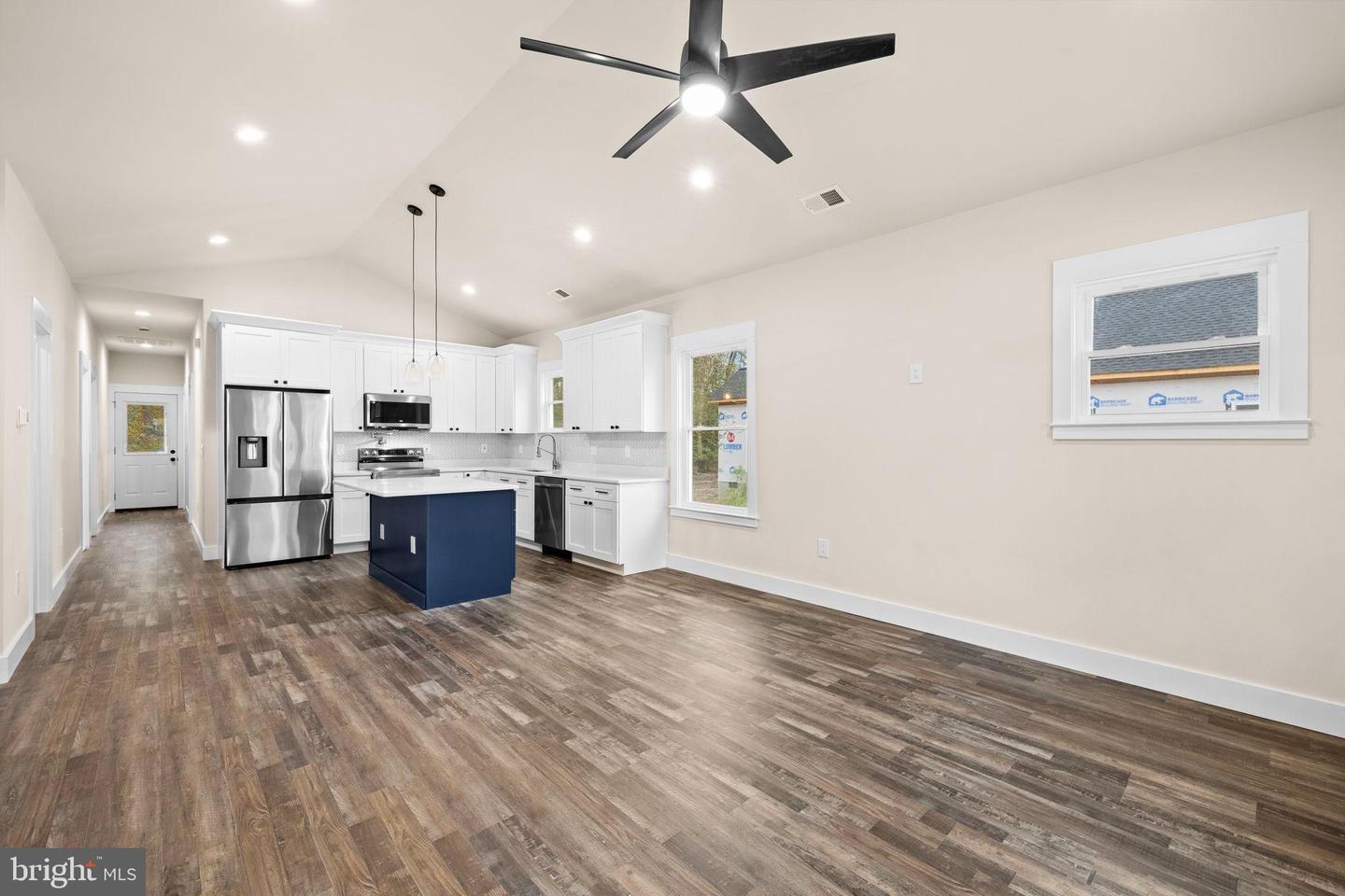 312 9TH ST, COLONIAL BEACH, Virginia 22443, 3 Bedrooms Bedrooms, ,2 BathroomsBathrooms,Residential,For sale,312 9TH ST,VAWE2009248 MLS # VAWE2009248