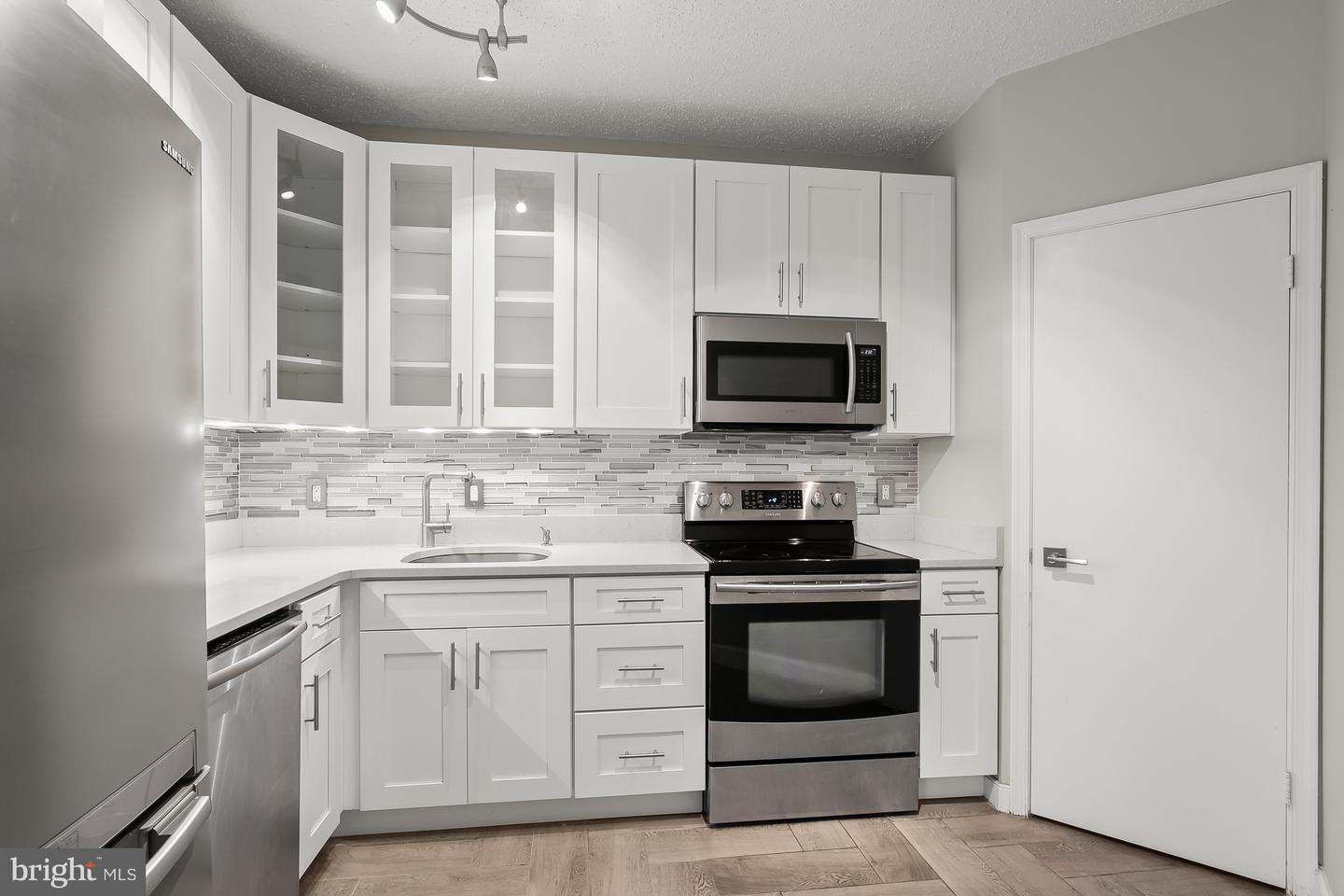 955 26TH ST NW #510, WASHINGTON, District Of Columbia 20037, 1 Bedroom Bedrooms, ,1 BathroomBathrooms,Residential,For sale,955 26TH ST NW #510,DCDC2209300 MLS # DCDC2209300