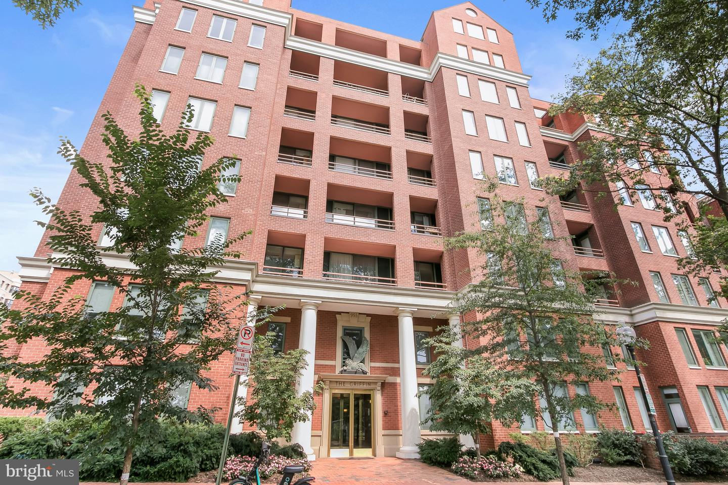 955 26TH ST NW #510, WASHINGTON, District Of Columbia 20037, 1 Bedroom Bedrooms, ,1 BathroomBathrooms,Residential,For sale,955 26TH ST NW #510,DCDC2209300 MLS # DCDC2209300