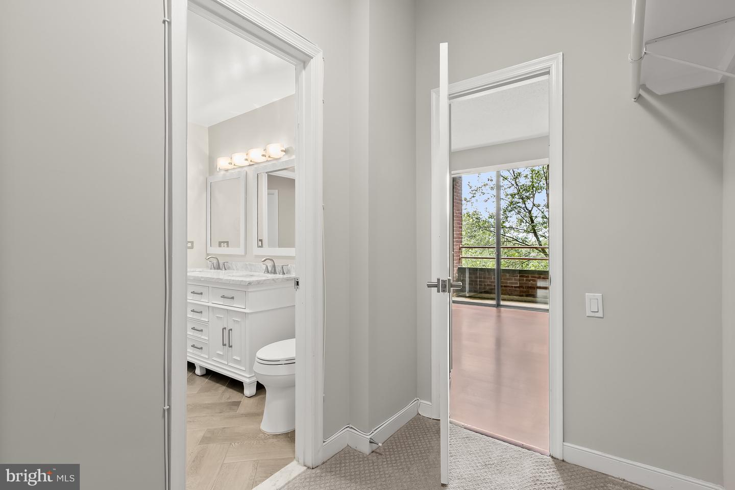 955 26TH ST NW #510, WASHINGTON, District Of Columbia 20037, 1 Bedroom Bedrooms, ,1 BathroomBathrooms,Residential,For sale,955 26TH ST NW #510,DCDC2209300 MLS # DCDC2209300