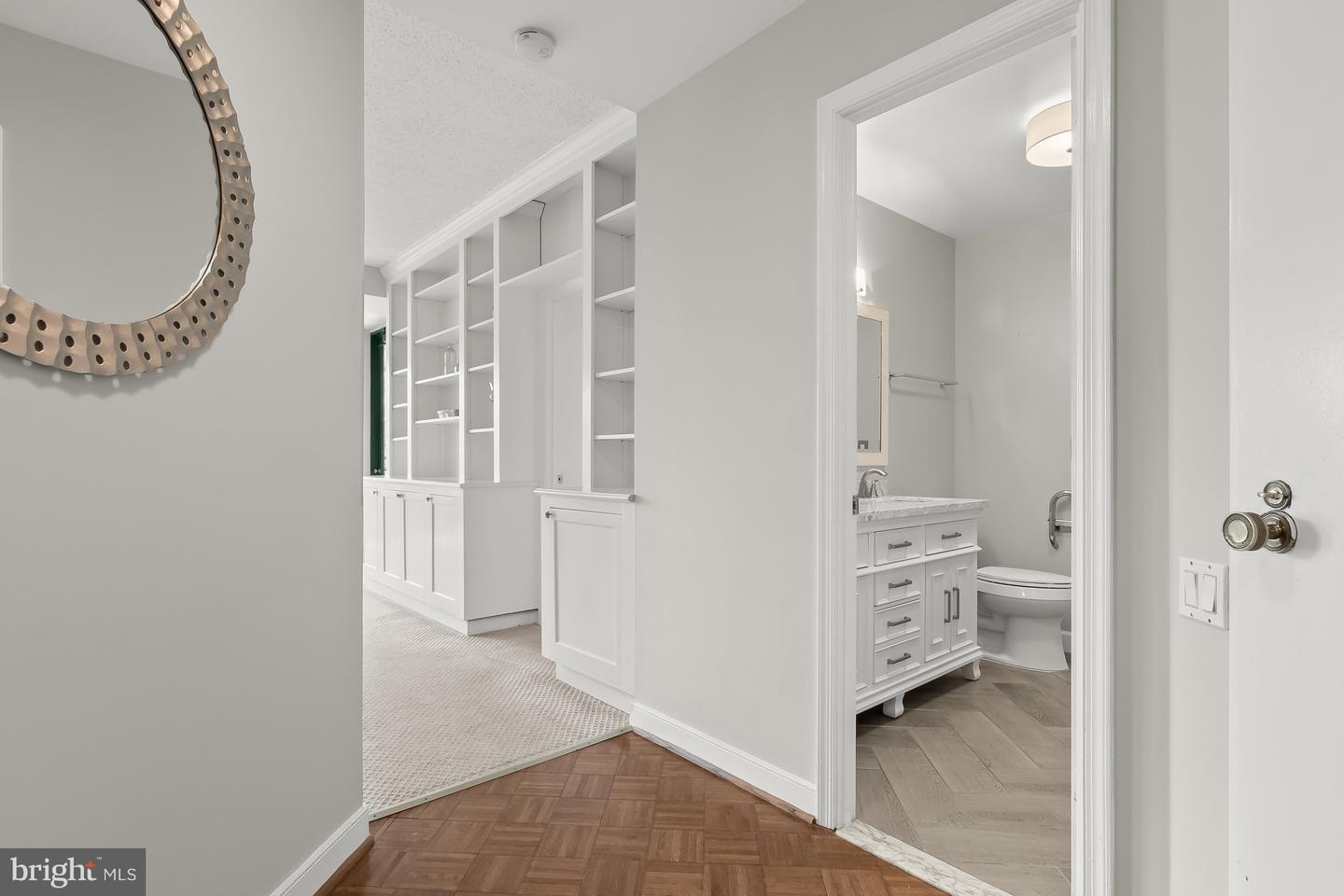 955 26TH ST NW #510, WASHINGTON, District Of Columbia 20037, 1 Bedroom Bedrooms, ,1 BathroomBathrooms,Residential,For sale,955 26TH ST NW #510,DCDC2209300 MLS # DCDC2209300