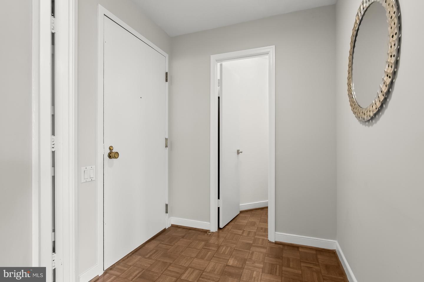 955 26TH ST NW #510, WASHINGTON, District Of Columbia 20037, 1 Bedroom Bedrooms, ,1 BathroomBathrooms,Residential,For sale,955 26TH ST NW #510,DCDC2209300 MLS # DCDC2209300