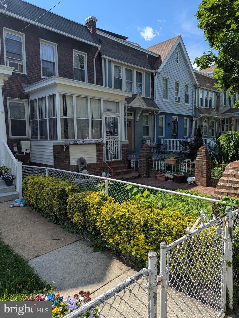 2812 6TH NE, WASHINGTON, District Of Columbia 20017, 4 Bedrooms Bedrooms, ,1 BathroomBathrooms,Residential,For sale,2812 6TH NE,DCDC2209308 MLS # DCDC2209308