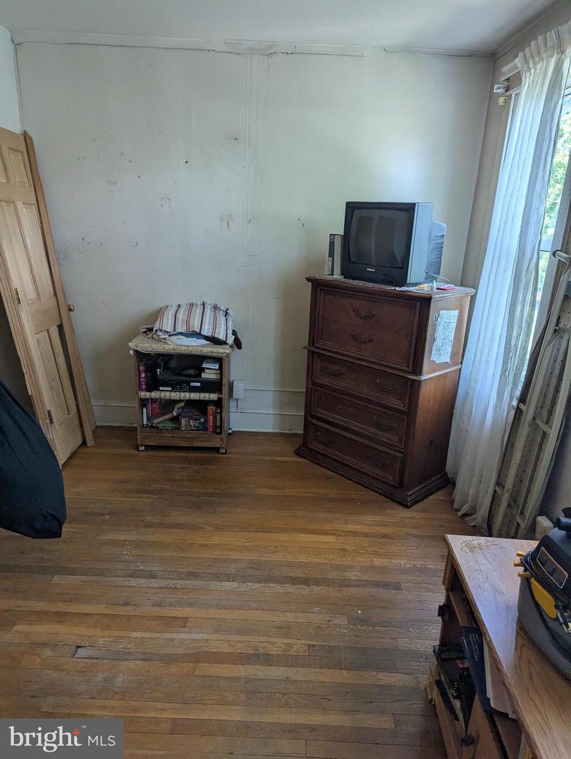 2812 6TH NE, WASHINGTON, District Of Columbia 20017, 4 Bedrooms Bedrooms, ,1 BathroomBathrooms,Residential,For sale,2812 6TH NE,DCDC2209308 MLS # DCDC2209308