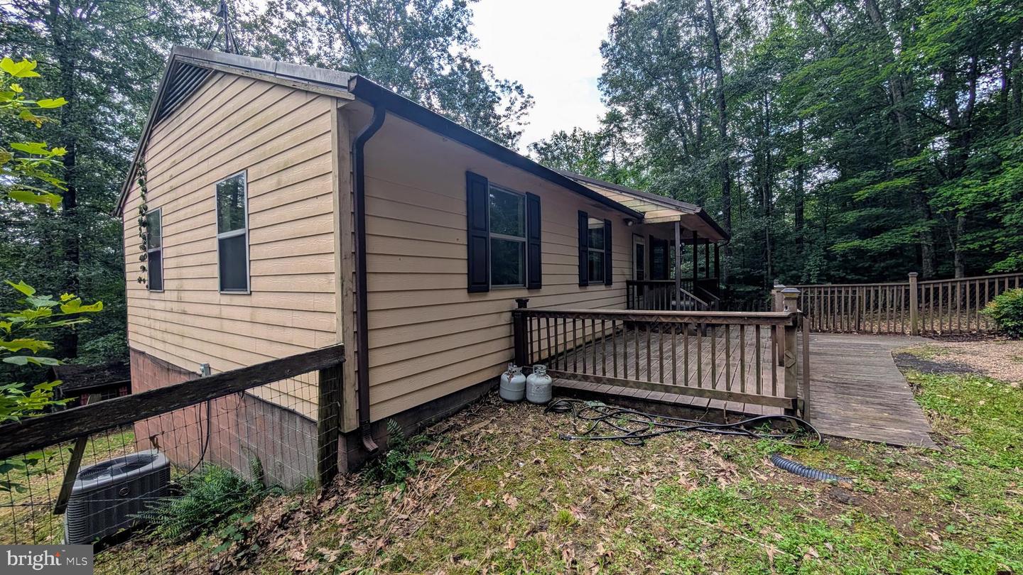 400 LAUREL DR, MADISON, Virginia 22727, 3 Bedrooms Bedrooms, 7 Rooms Rooms,1 BathroomBathrooms,Residential,For sale,400 LAUREL DR,VAMA2002318 MLS # VAMA2002318