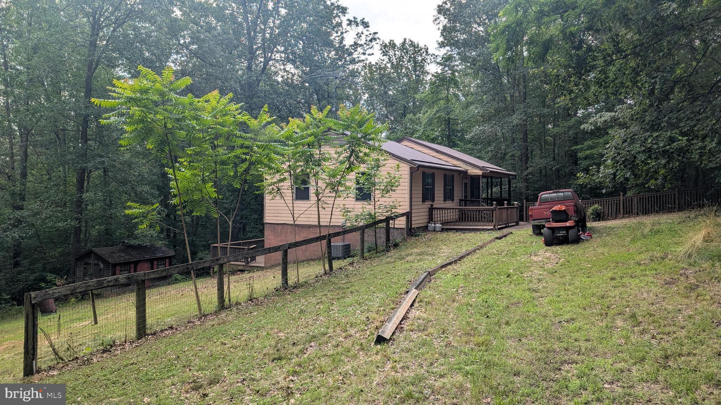 400 LAUREL DR, MADISON, Virginia 22727, 3 Bedrooms Bedrooms, 7 Rooms Rooms,1 BathroomBathrooms,Residential,For sale,400 LAUREL DR,VAMA2002318 MLS # VAMA2002318