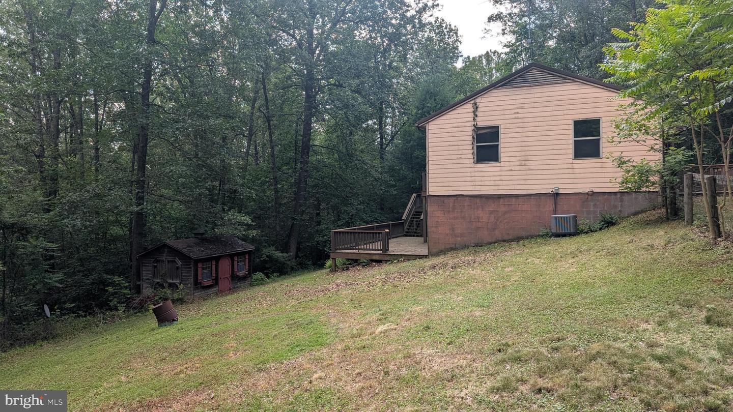 400 LAUREL DR, MADISON, Virginia 22727, 3 Bedrooms Bedrooms, 7 Rooms Rooms,1 BathroomBathrooms,Residential,For sale,400 LAUREL DR,VAMA2002318 MLS # VAMA2002318