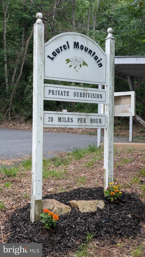 400 LAUREL DR, MADISON, Virginia 22727, 3 Bedrooms Bedrooms, 7 Rooms Rooms,1 BathroomBathrooms,Residential,For sale,400 LAUREL DR,VAMA2002318 MLS # VAMA2002318