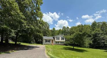 10611 COBBLESTONE DR, SPOTSYLVANIA, Virginia 22553, 3 Bedrooms Bedrooms, ,2 BathroomsBathrooms,Residential,For sale,10611 COBBLESTONE DR,VASP2034524 MLS # VASP2034524