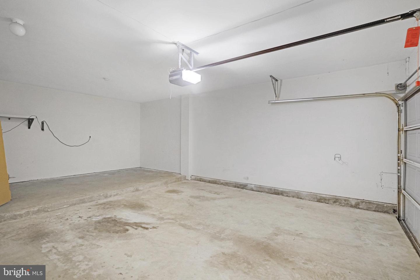 8071 NICOSH CIRCLE LN #52, FALLS CHURCH, Virginia 22042, 2 Bedrooms Bedrooms, ,2 BathroomsBathrooms,Residential,For sale,8071 NICOSH CIRCLE LN #52,VAFX2254130 MLS # VAFX2254130