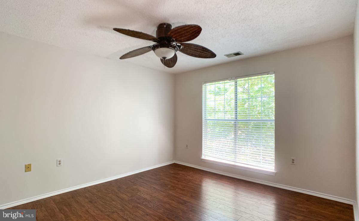 21029 TIMBER RIDGE TER #302, ASHBURN, Virginia 20147, 2 Bedrooms Bedrooms, ,1 BathroomBathrooms,Residential,For sale,21029 TIMBER RIDGE TER #302,VALO2101446 MLS # VALO2101446