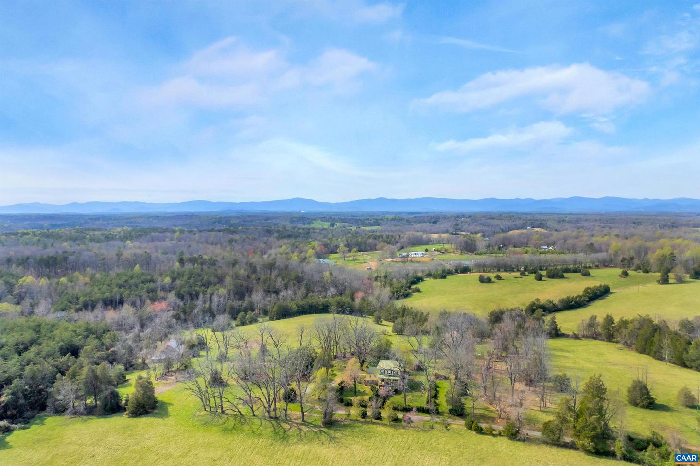 6088 BLUE RUN RD, SOMERSET, Virginia 22972, 4 Bedrooms Bedrooms, ,1 BathroomBathrooms,Residential,For sale,6088 BLUE RUN RD,666482 MLS # 666482