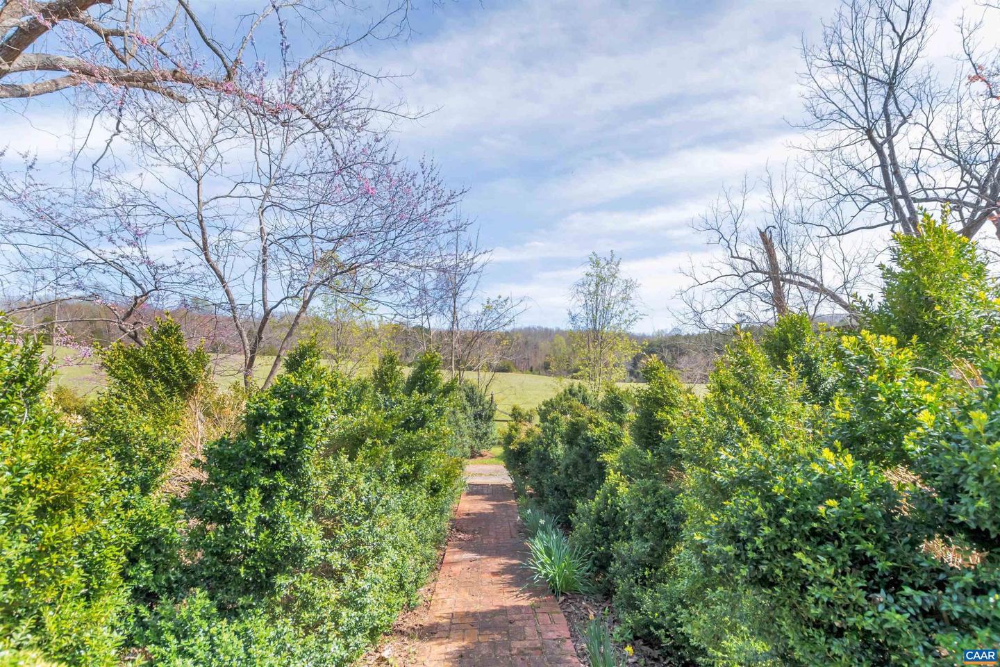 6088 BLUE RUN RD, SOMERSET, Virginia 22972, 4 Bedrooms Bedrooms, ,1 BathroomBathrooms,Residential,For sale,6088 BLUE RUN RD,666482 MLS # 666482