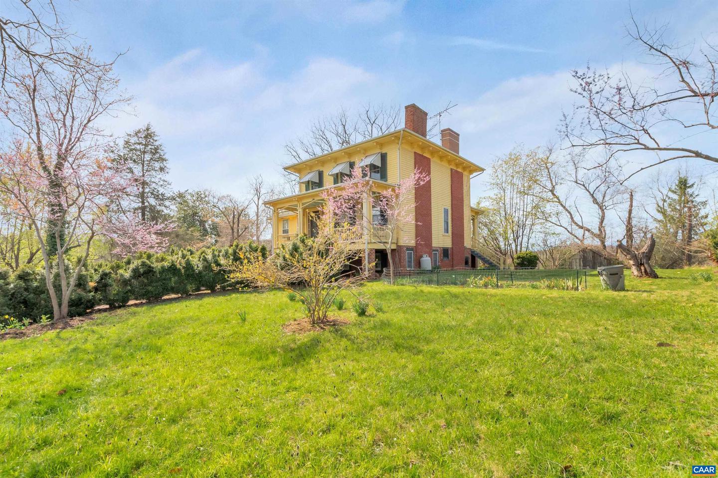 6088 BLUE RUN RD, SOMERSET, Virginia 22972, 4 Bedrooms Bedrooms, ,1 BathroomBathrooms,Residential,For sale,6088 BLUE RUN RD,666482 MLS # 666482
