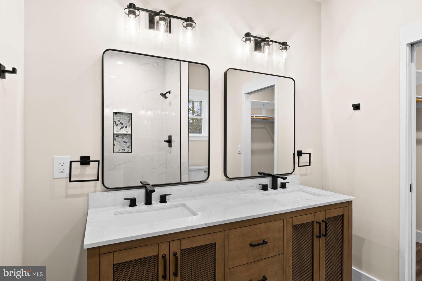 316 9TH ST, COLONIAL BEACH, Virginia 22443, 3 Bedrooms Bedrooms, ,2 BathroomsBathrooms,Residential,For sale,316 9TH ST,VAWE2009258 MLS # VAWE2009258