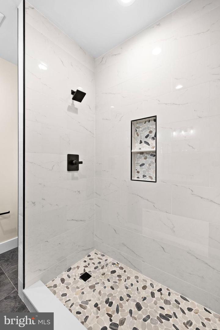 316 9TH ST, COLONIAL BEACH, Virginia 22443, 3 Bedrooms Bedrooms, ,2 BathroomsBathrooms,Residential,For sale,316 9TH ST,VAWE2009258 MLS # VAWE2009258