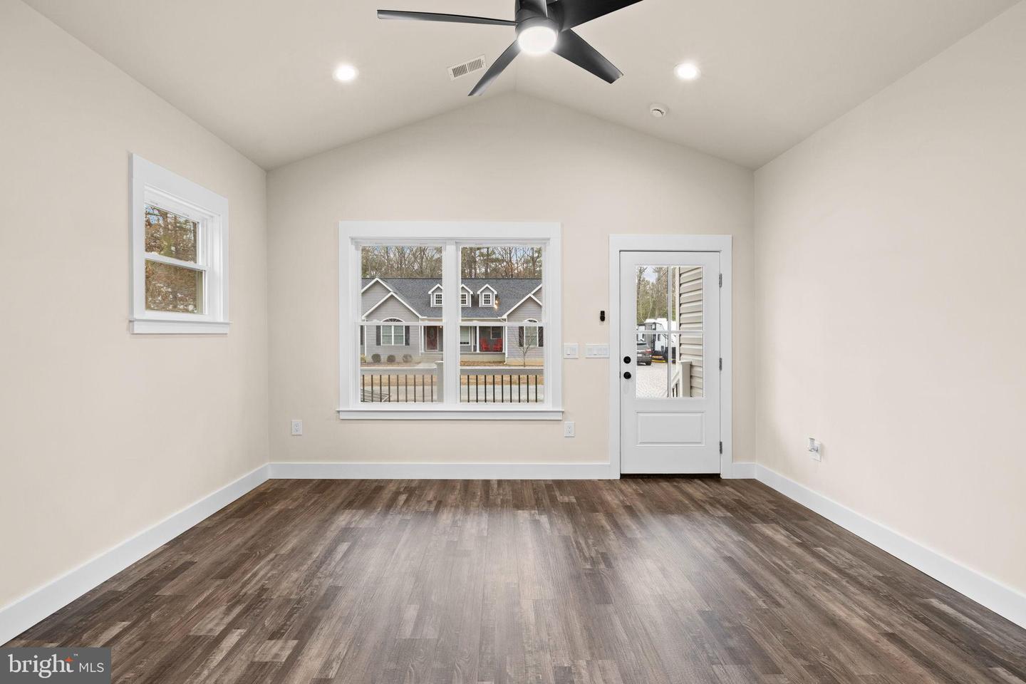 316 9TH ST, COLONIAL BEACH, Virginia 22443, 3 Bedrooms Bedrooms, ,2 BathroomsBathrooms,Residential,For sale,316 9TH ST,VAWE2009258 MLS # VAWE2009258