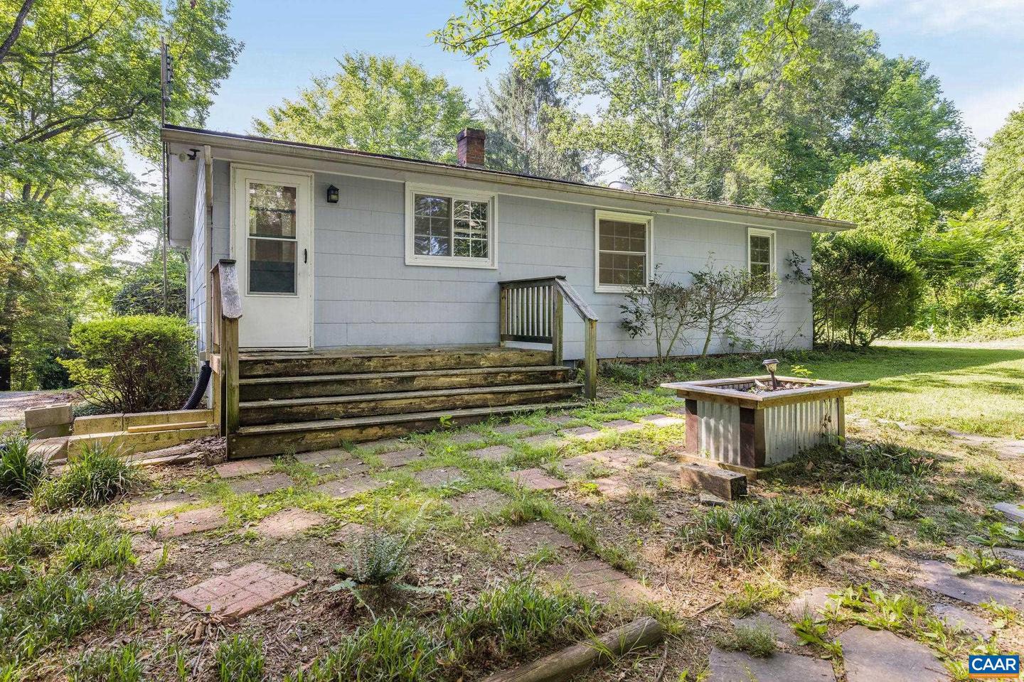 5984 BUFFALO RIVER RD, EARLYSVILLE, Virginia 22936, 3 Bedrooms Bedrooms, ,1 BathroomBathrooms,Residential,For sale,5984 BUFFALO RIVER RD,666500 MLS # 666500