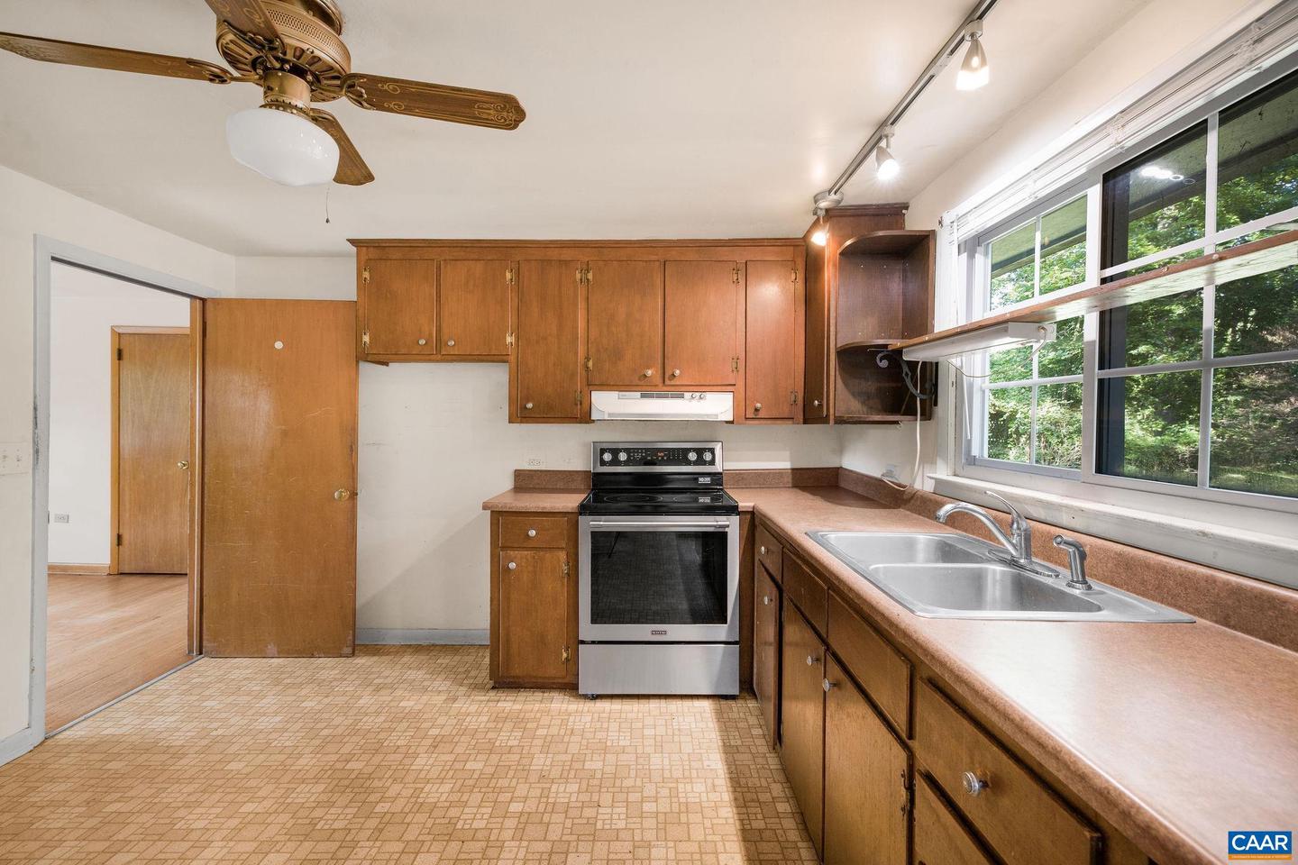 5984 BUFFALO RIVER RD, EARLYSVILLE, Virginia 22936, 3 Bedrooms Bedrooms, ,1 BathroomBathrooms,Residential,For sale,5984 BUFFALO RIVER RD,666500 MLS # 666500