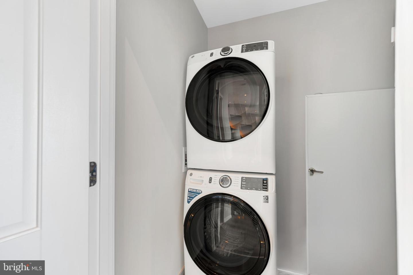 925 N FAIRFAX STREET #1203, ALEXANDRIA, Virginia 22314, 2 Bedrooms Bedrooms, ,2 BathroomsBathrooms,Residential,For sale,925 N FAIRFAX STREET #1203,VAAX2047284 MLS # VAAX2047284