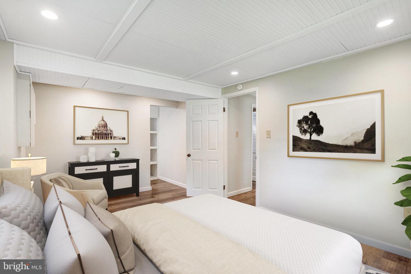 5608 LA VISTA DR, ALEXANDRIA, Virginia 22310, 4 Bedrooms Bedrooms, ,2 BathroomsBathrooms,Residential,For sale,5608 LA VISTA DR,VAFX2220318 MLS # VAFX2220318