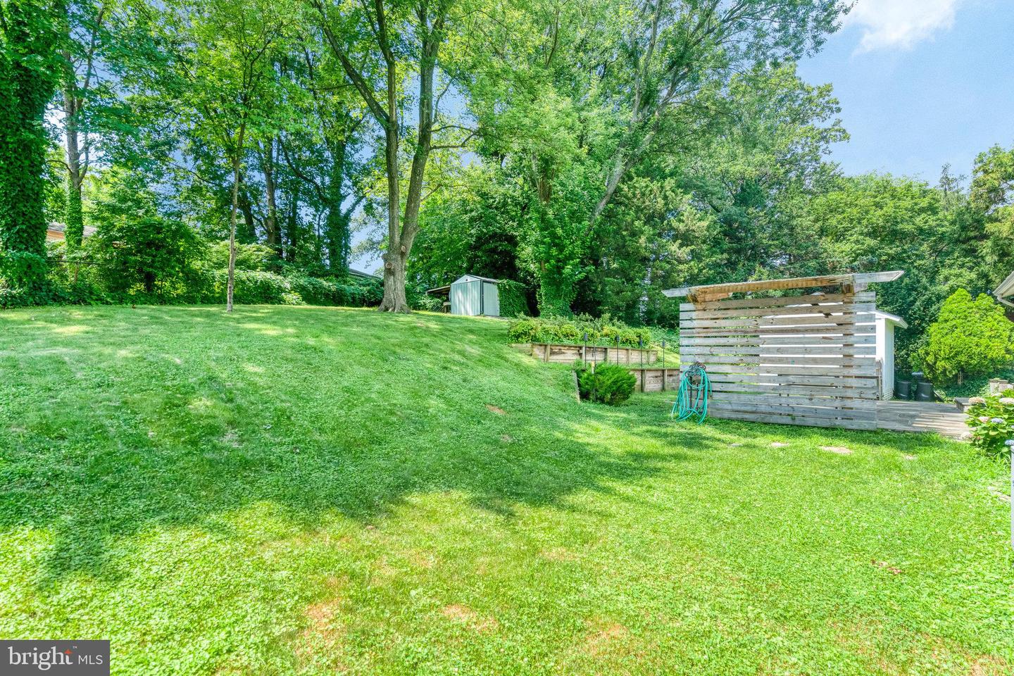 5608 LA VISTA DR, ALEXANDRIA, Virginia 22310, 4 Bedrooms Bedrooms, ,2 BathroomsBathrooms,Residential,For sale,5608 LA VISTA DR,VAFX2220318 MLS # VAFX2220318
