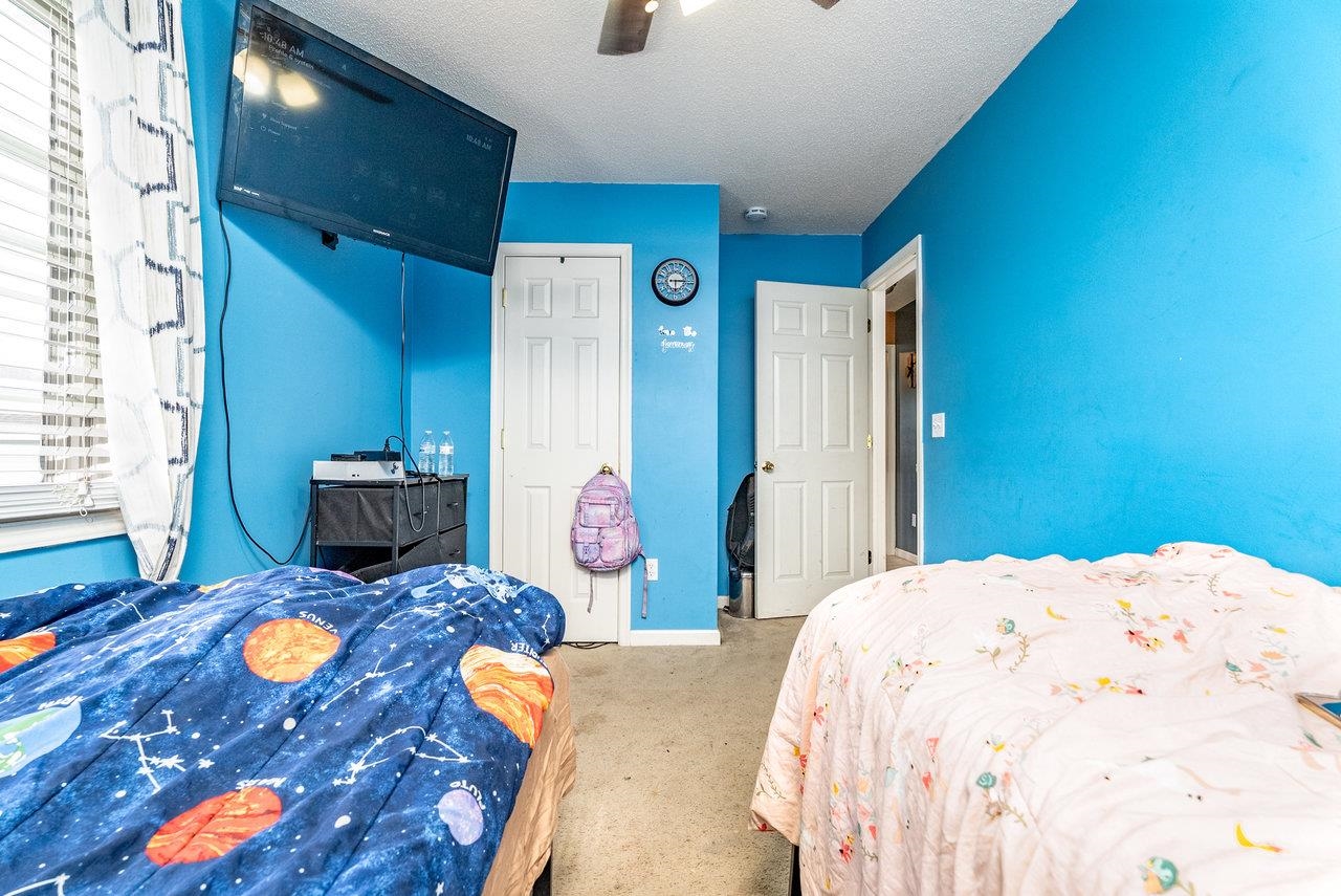 1373 GOLDFINCH DR, HARRISONBURG, Virginia 22802, 3 Bedrooms Bedrooms, ,2 BathroomsBathrooms,Residential,1373 GOLDFINCH DR,666513 MLS # 666513