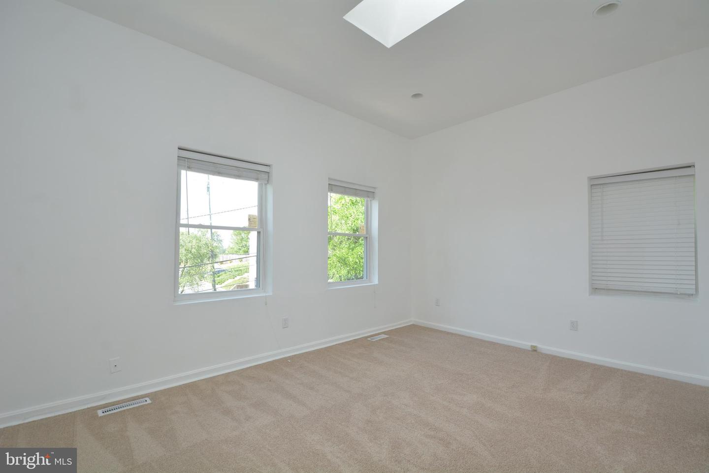 417 ATLANTIC ST SE, WASHINGTON, District Of Columbia 20032, 4 Bedrooms Bedrooms, ,2 BathroomsBathrooms,Residential,For sale,417 ATLANTIC ST SE,DCDC2192084 MLS # DCDC2192084